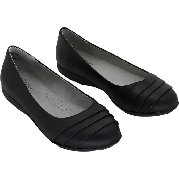 Cliffs by White Mountain Black Comfort Flats Pleated Toe Slip-On Women 7M - Picture 4 of 6